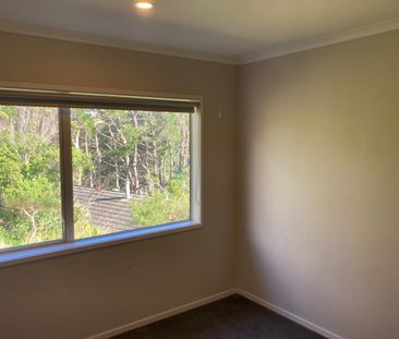 19 Cunliffe Street, Johnsonville - Photo 2