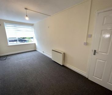 High Street, Knowle, SOLIHULL - Photo 3