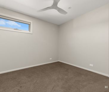 12/16 Berrigan Crescent, O'Connor ACT 2602 - Apartment For Rent | D... - Photo 1