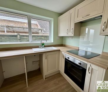 2 bedroom detached bungalow to rent - Photo 5