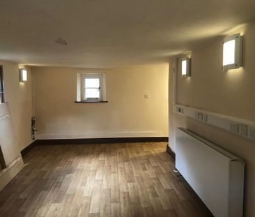 2 bedroom detached house to rent - Photo 4