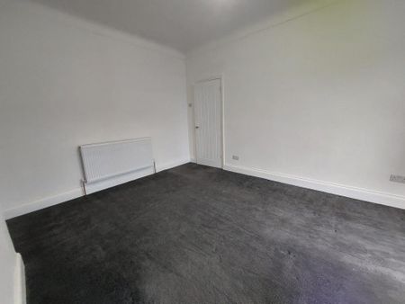 4 bedroom terraced house to rent - Photo 4