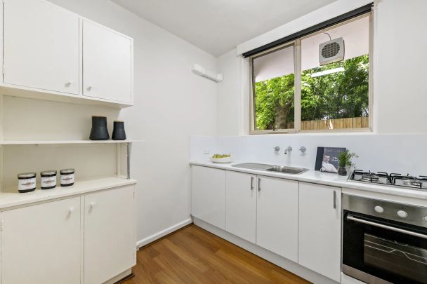 4/7a Motherwell Street , South Yarra. - Photo 1