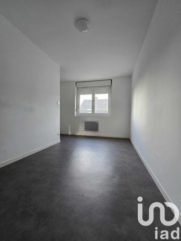 Maison 4 pièces de 60 m² à Lillers (62190) - Photo 2