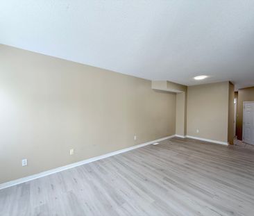 For Lease - 95 Hemlo Crescent, Kanata, Ontario - Photo 3