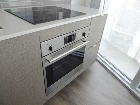 For Lease - 88 Harbour Street Unit# 5402, Toronto, Ontario - Photo 3