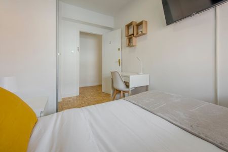 Calle de Canillas, Madrid, Community of Madrid 28002 - Photo 4