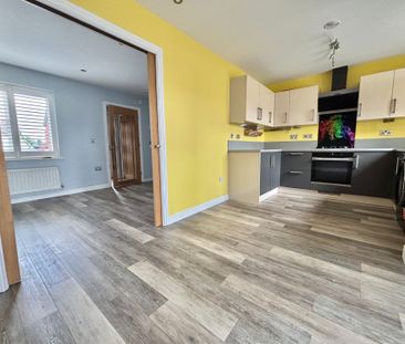 Church Road, Nuneaton, CV10 - Photo 3