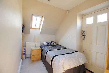 2 bedroom detached house to rent - Photo 5