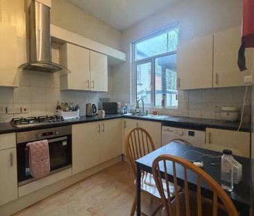 Unit 1, 10 Eglantine Avenue, Belfast, BT9 6DX - Photo 6