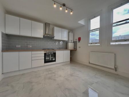 2 bedroom flat to rent - Photo 5