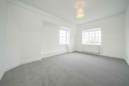 3 bedroom flat to rent - Photo 4