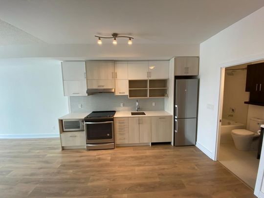 For Lease - 150 Fairview Mall Drive Unit# 306, Toronto, Ontario - Photo 1