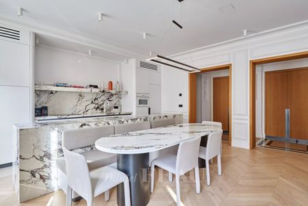 Tout savoir sur cet appartement dans le quartier Triangle d'Or, à Paris 8ème - Photo 5