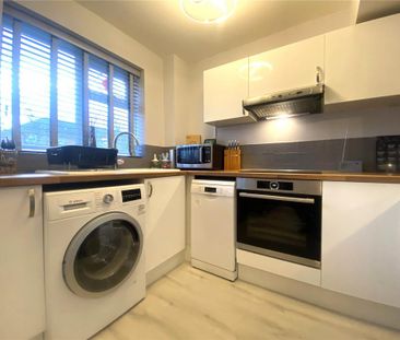 1 bedroom semi-detached house to rent - Photo 1