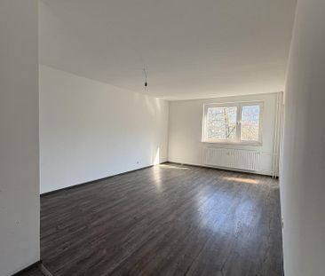 3-Zimmer-Wohnung mit Balkon in Braunschweig-Weststadt mieten - Photo 1