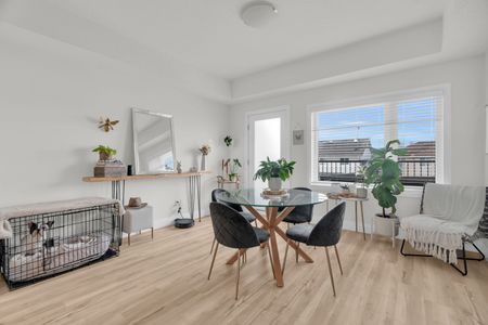 For Lease - 36 Lily Lane, Guelph, Ontario - Photo 5