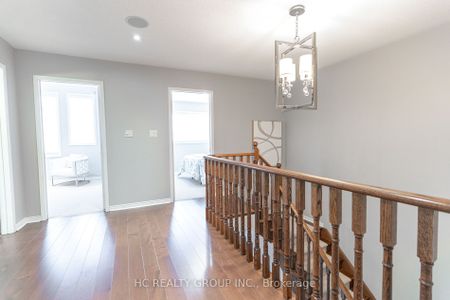 For Lease - 215 Armstrong Crescent, Bradford West Gwillimbury, Ontario - Photo 5