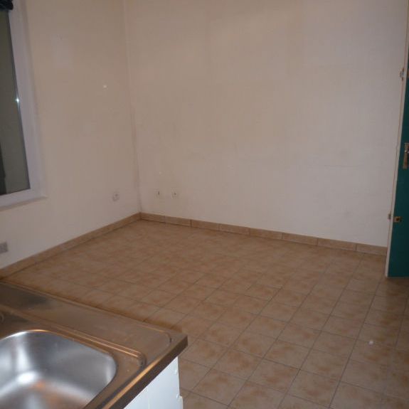 Location Appartement 1 pièce 15m² - Photo 1