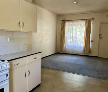 Lower level 2 bedroom unit in Norwood!! - Photo 1