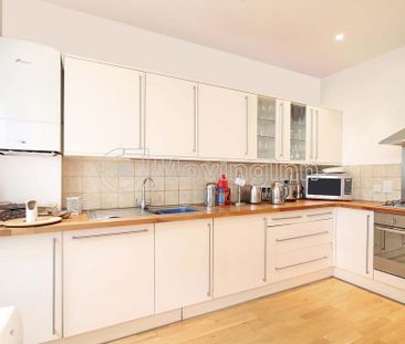 House share to rent - Photo 2