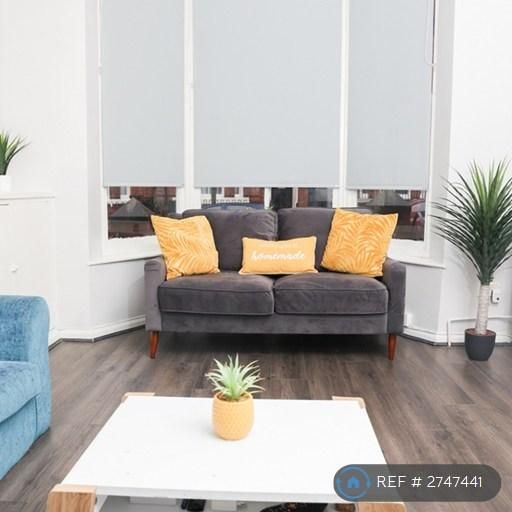 7 bedroom terraced house to rent - Photo 1