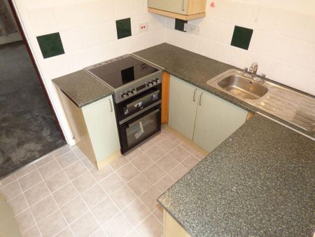 2 bedroom cottage to rent - Photo 2