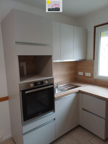 Location Maison 4 pièces 97m² ST LAURENT DE LA CABRERISSE 11220 - Photo 3
