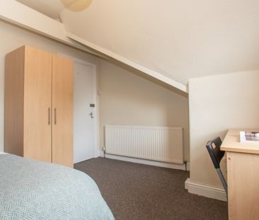 9 Canterbury Drive, Headingley, Leeds, LS6 3EU - Photo 1