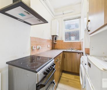 Studio to rent - Photo 2