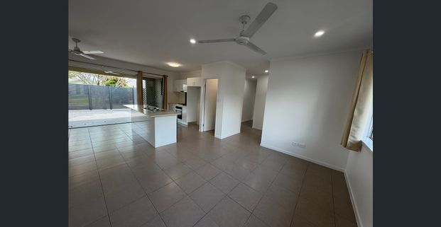 WONDERFUL FAMILY HOME – METICULOUSLY MAINTAINED - Photo 1