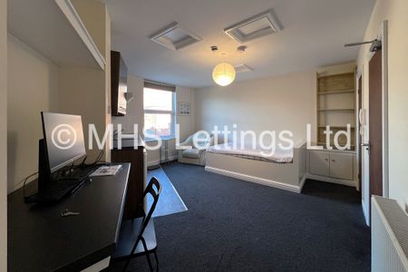 1 Bedroom Studio for rent in Hyde Park Terrace - Photo 3