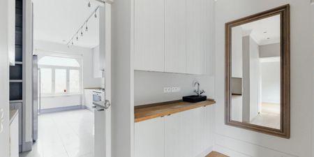Woning te huur in Ukkel voor € 2.950 met 4 slaapkamers - Photo 3