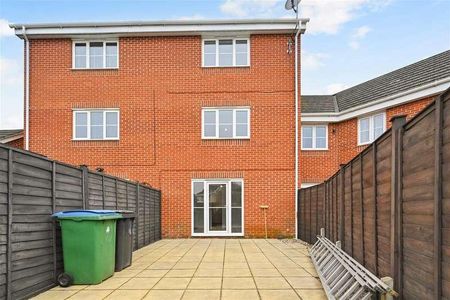 Cheal Way, Wick, Littlehampton, BN17 - Photo 4