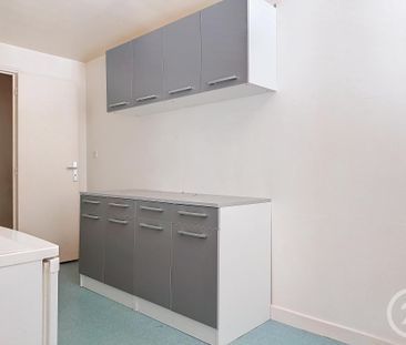 Location Appartement 4 pièces 79m² TROYES 10000 - Photo 5