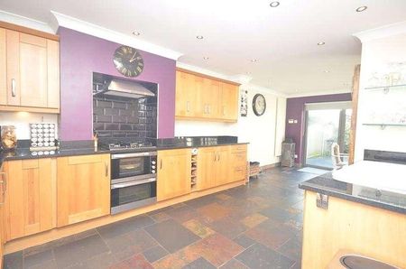 Sunnings Lane, Upminster, RM14 - Photo 5