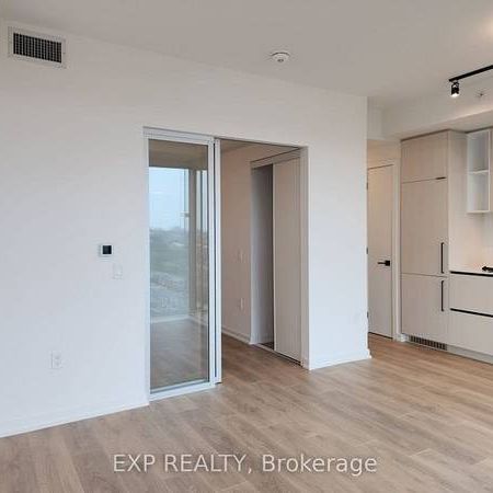 BRAND NEW LUXURIOUS 1 BED CONDO JUNCTION TRIANGLE - Photo 3