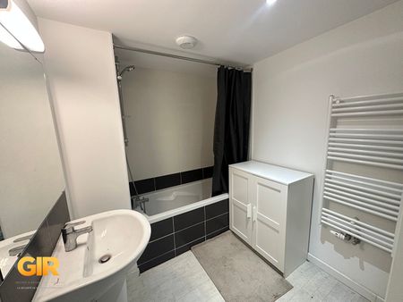 Location Appartement 3 pièces 57m² RENNES 35000 - Photo 5