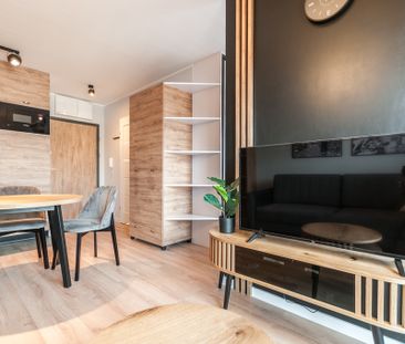 piękna kawalerka w nowym budynku w centrum - Zdjęcie 3