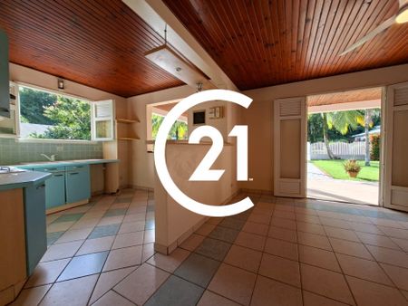 Location Maison 98.07m² 4 pièces Fort de france - Photo 5