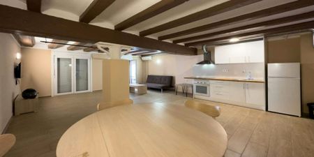 Piso de alquiler en N/a, El Raval - Photo 4