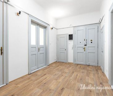 Pronájem bytu 3+1 98 m2 - Fotografie 1