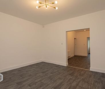 Astley Street - Photo 4