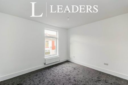 3 bedroom terraced house to rent - Photo 2