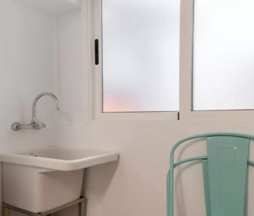 Single Bed in Room in a shared 5-bedroom apartment for rent in Trin... - Photo 4