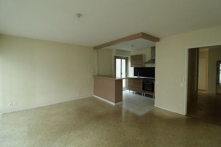 Location Appartement 3 pièces 62m² - Photo 2