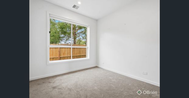 HAMPTON INSPIRED PALETTE - BRAND NEW! - Photo 1