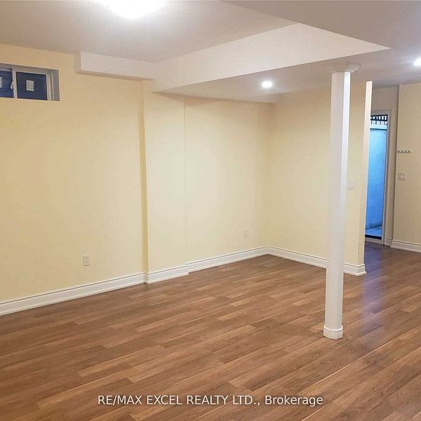 For Lease - 585 McGregor Farm Trail Unit# Lower Level, Newmarket, Ontario - Photo 1