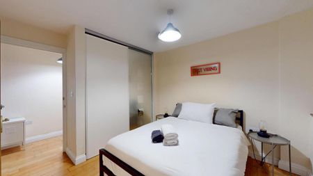 2 bedroom flat to rent - Photo 5