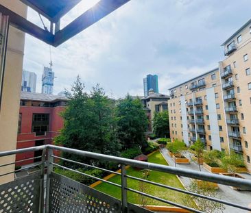 2 bedroom Flat To Let - Photo 1